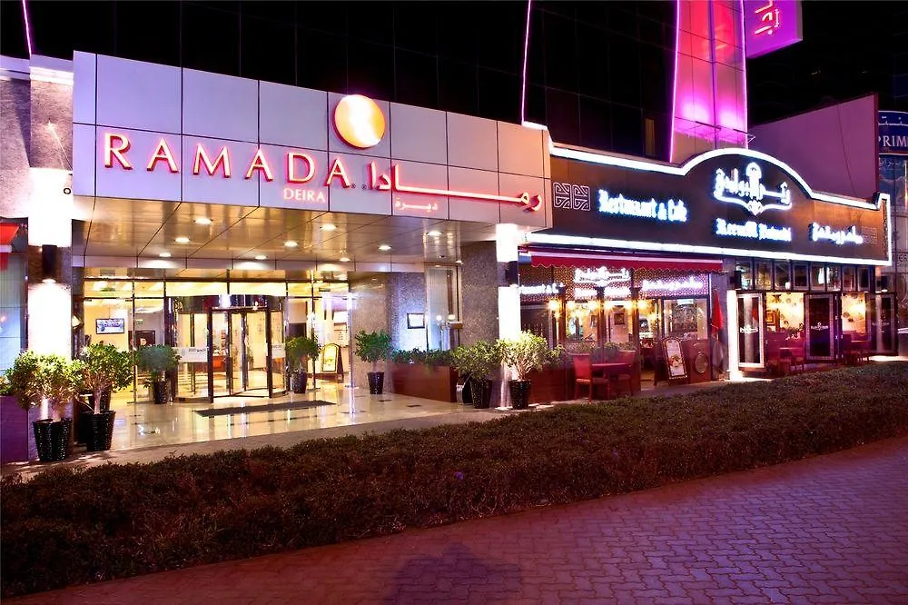 מלון Ramada By Wyndham Dubai Deira