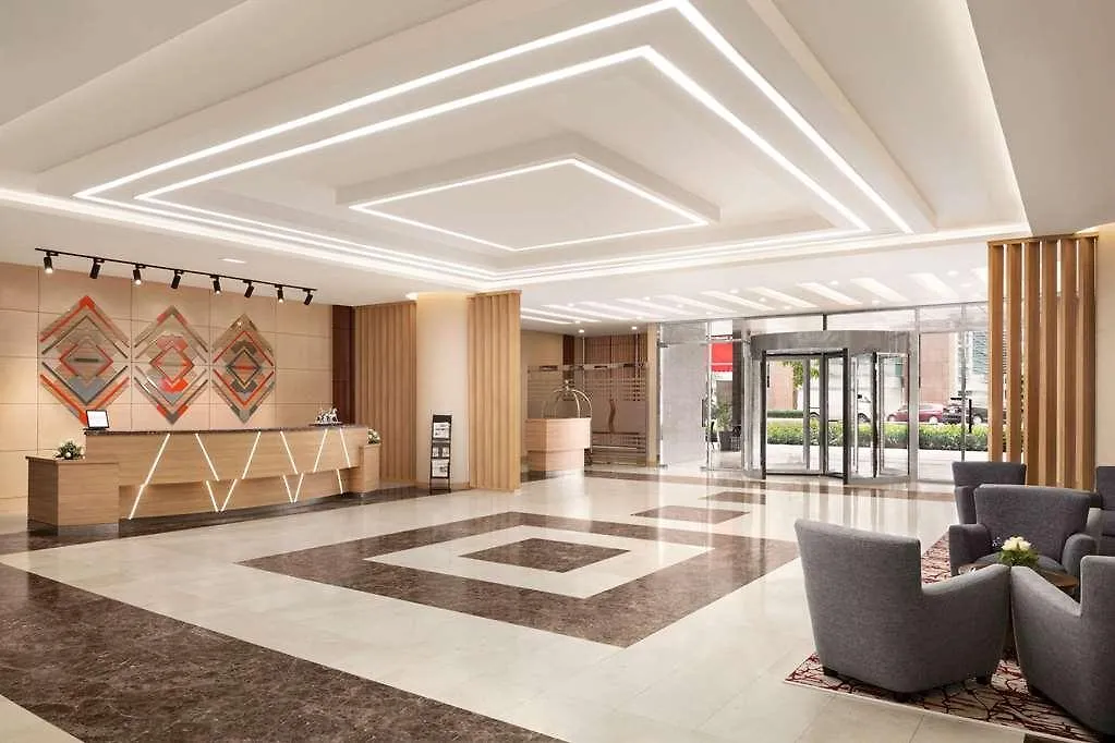 Отель Ramada By Wyndham Dubai Deira