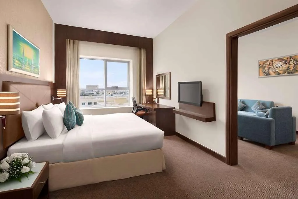 Отель Ramada By Wyndham Dubai Deira